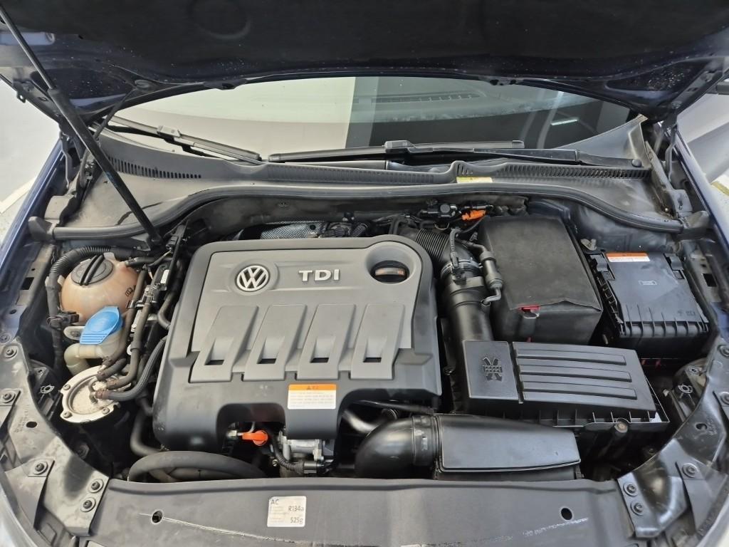 Volkswagen Golf 2012 Azul - Importación desde Corea - HF Imports Iquique - Foto 19