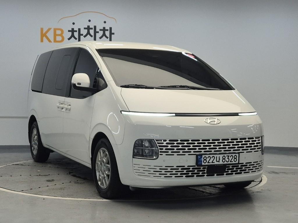 HYUNDAI Staria - Vista 4