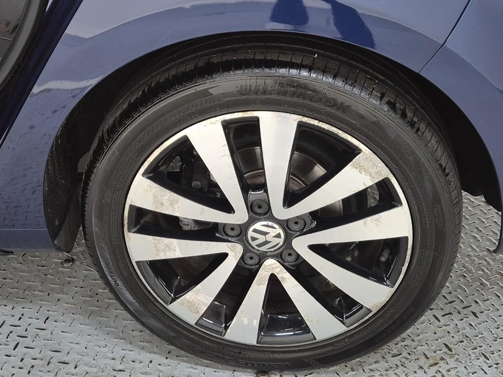 Volkswagen Golf - Vista 5