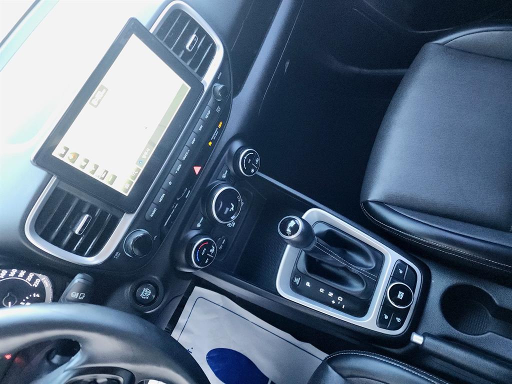 HYUNDAI Venue - Vista 12