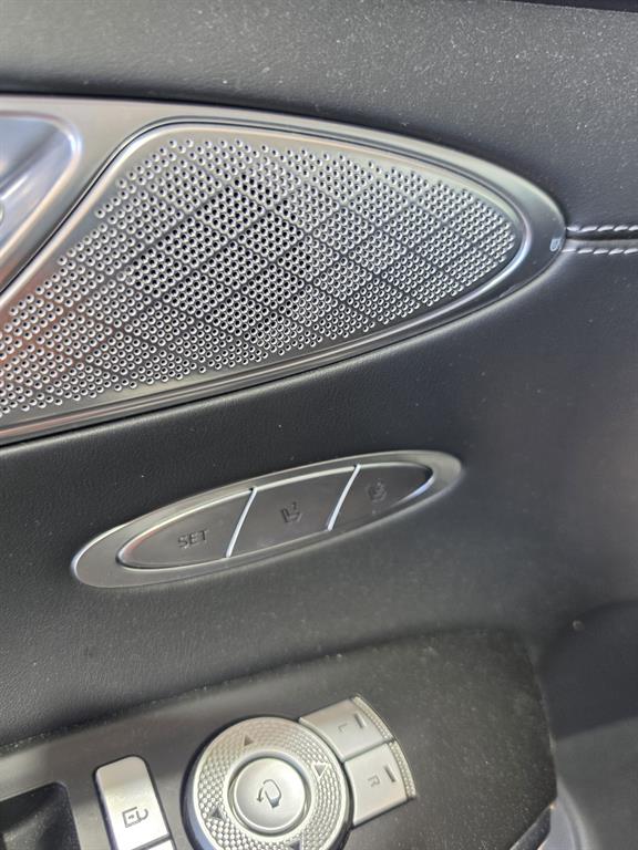 Genesis GV70 - Vista 5
