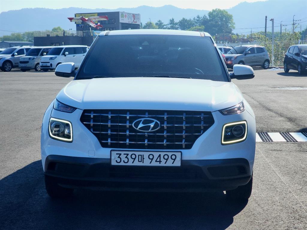 HYUNDAI Venue 2020 Blanco - Importación desde Corea - HF Imports Iquique - Foto 1