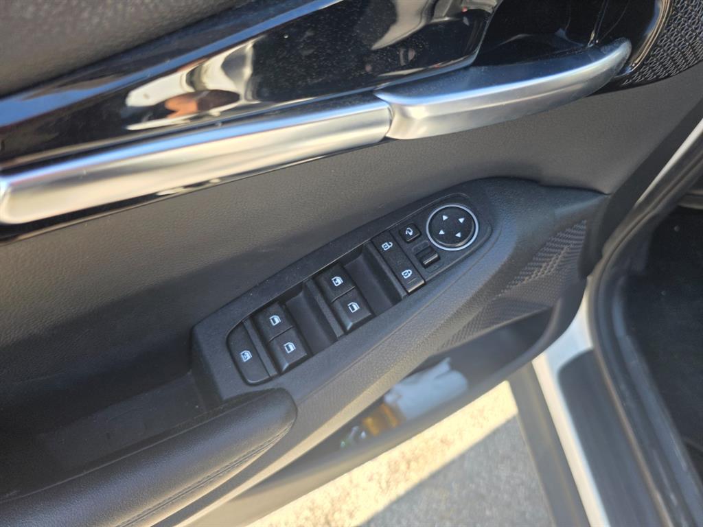 KIA Seltos - Vista 12