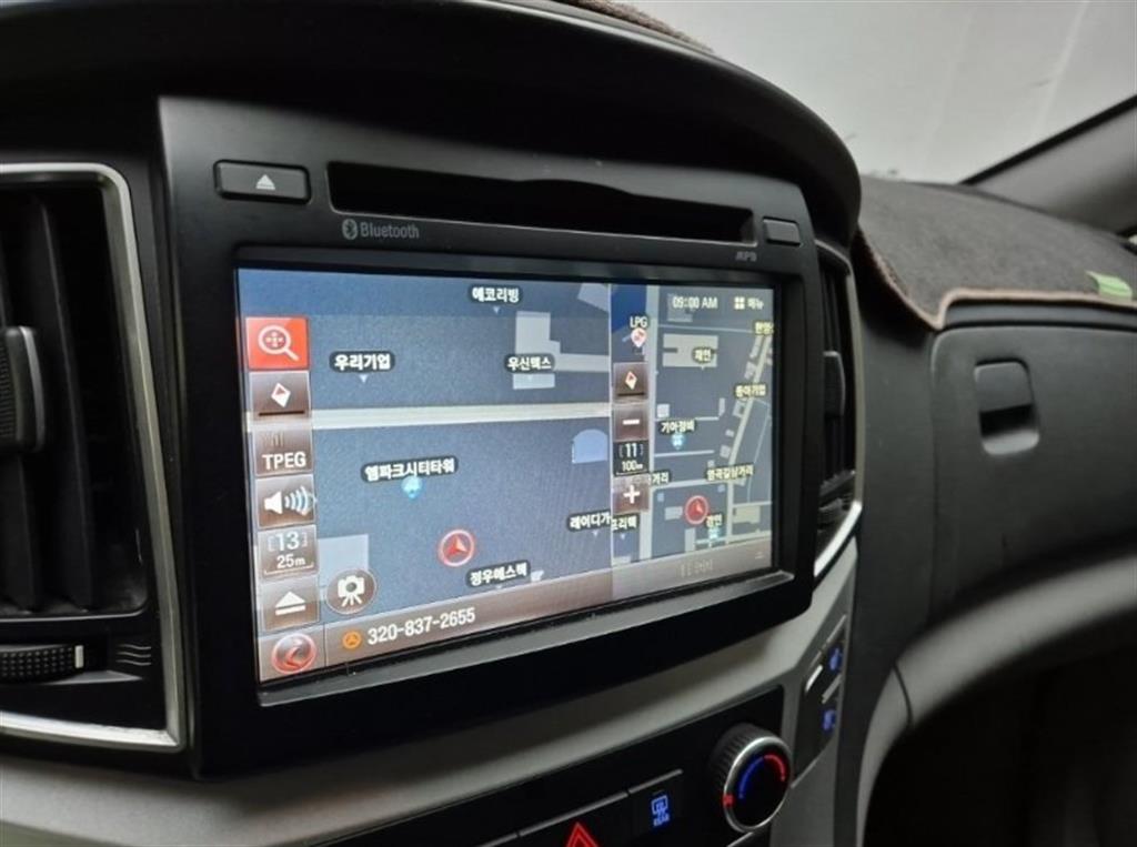 HYUNDAI Starex 2019 Negro - Importación desde Corea - HF Imports Iquique - Foto 13