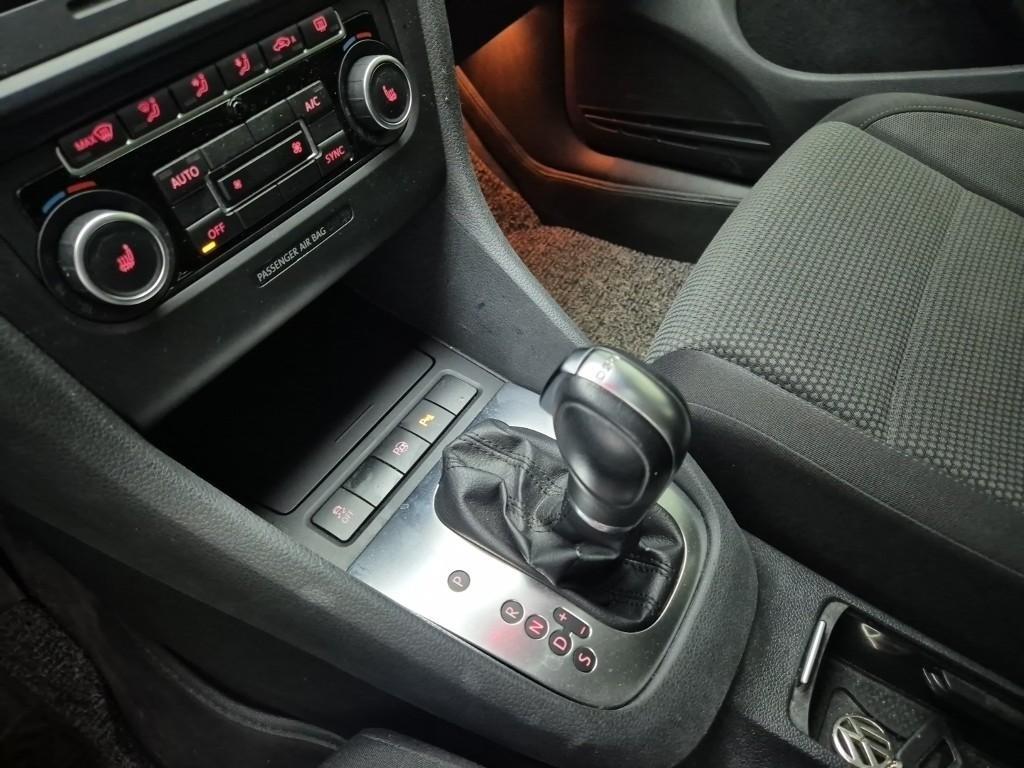 Volkswagen Golf 2013 Gris - Importación desde Corea - HF Imports Iquique - Foto 16