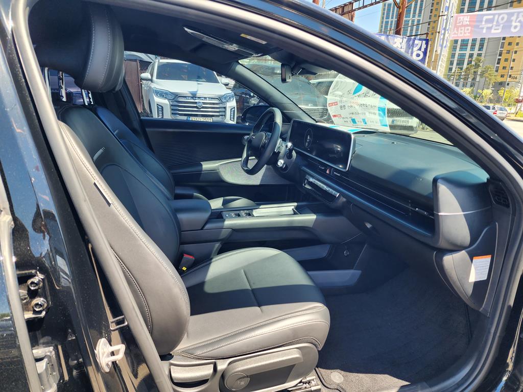 HYUNDAI Ioniq 6 - Vista 12
