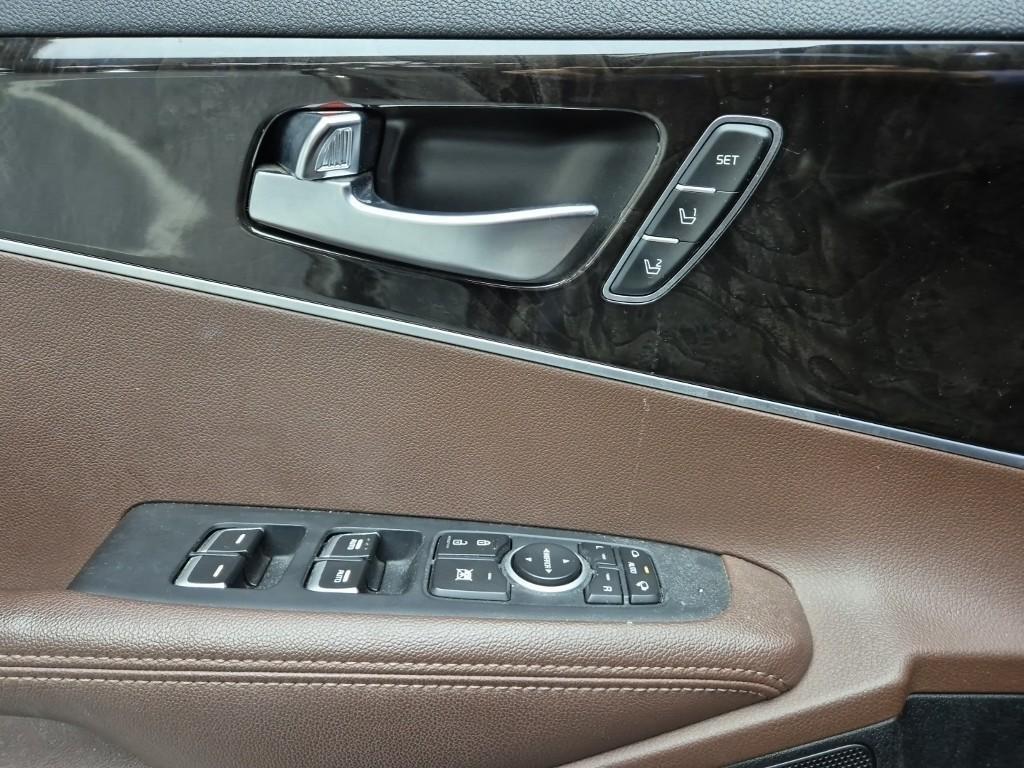 KIA Sorento - Vista 8