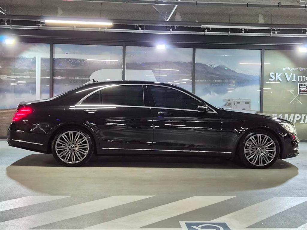Mercedes Benz S Class - Vista 3