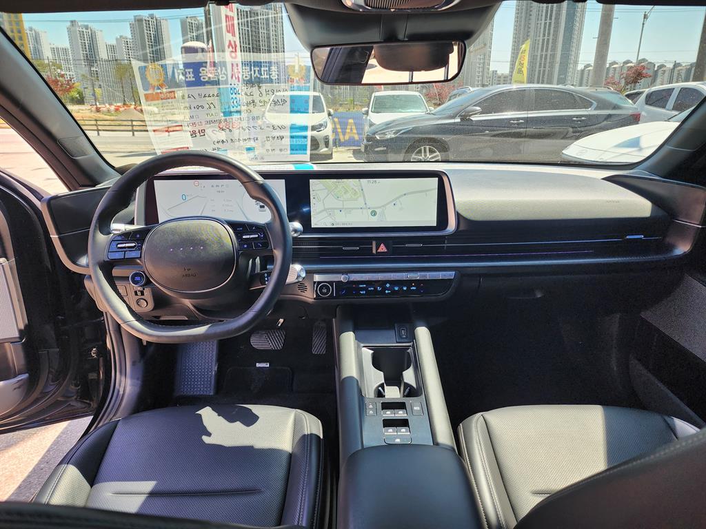 HYUNDAI Ioniq 6 - Vista 10