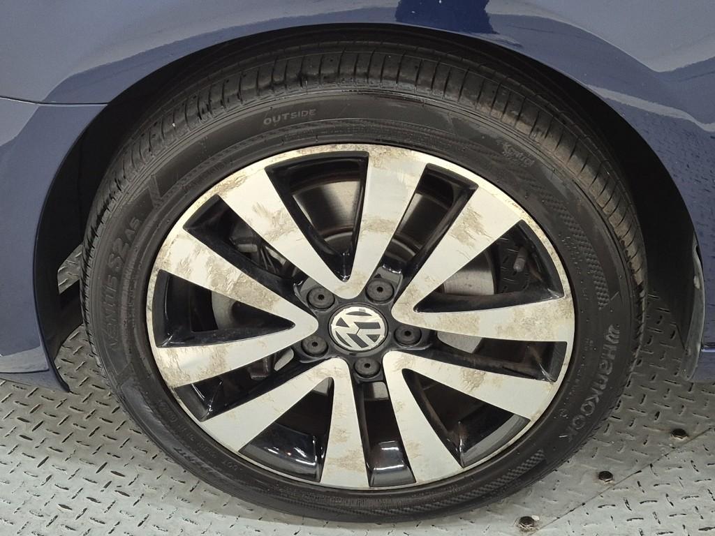 Volkswagen Golf - Vista 8