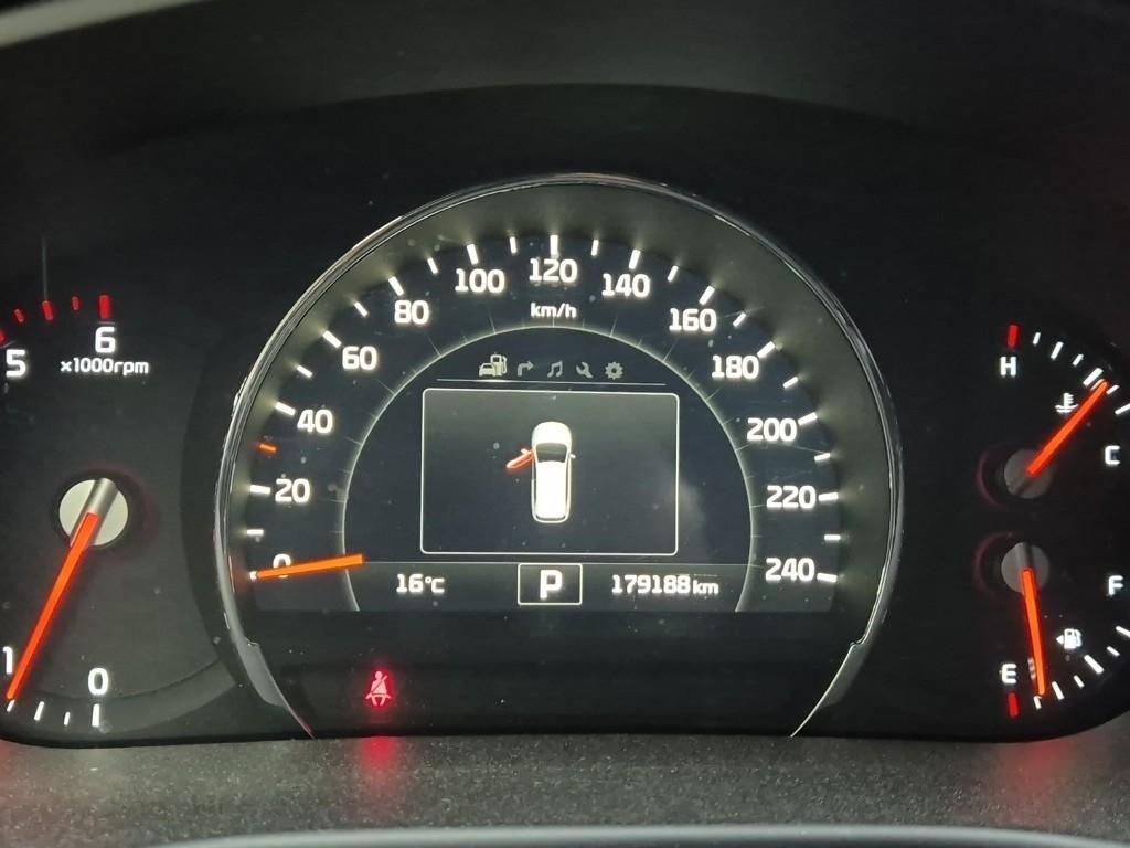 KIA Sorento 2016 Gris - Importación desde Corea - HF Imports Iquique - Foto 19
