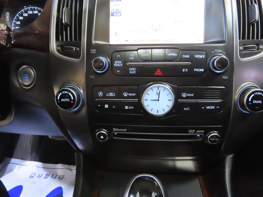 HYUNDAI Equus 2012 Negro - Importación desde Corea - HF Imports Iquique - Foto 13