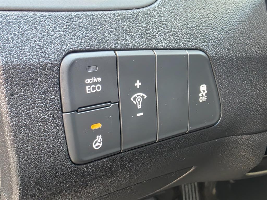 HYUNDAI Avante - Vista 11