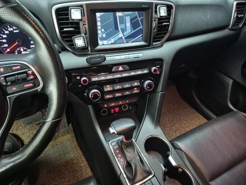 KIA Sportage - Vista 11
