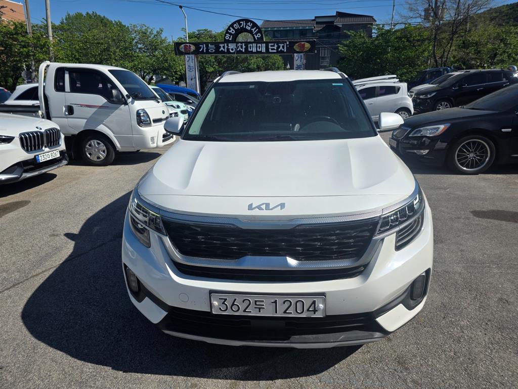 KIA Seltos - Vista 2