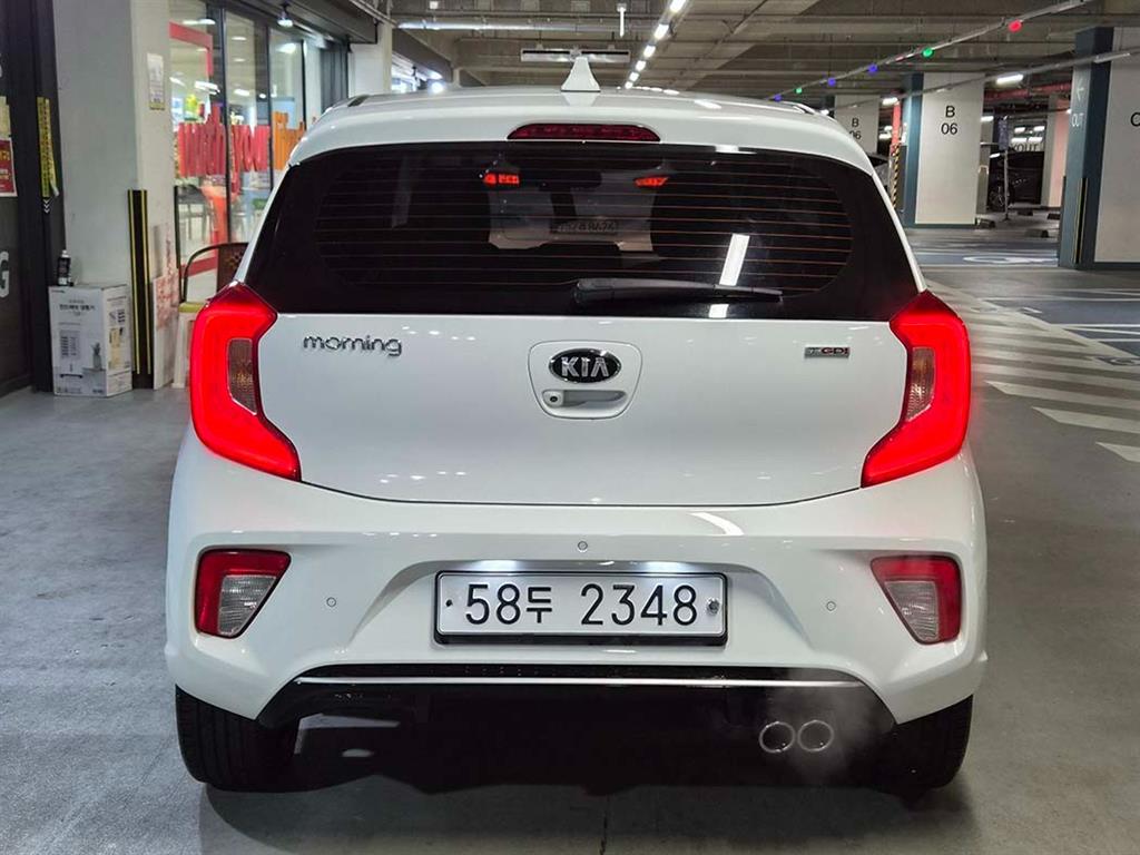 KIA Morning - Vista 5