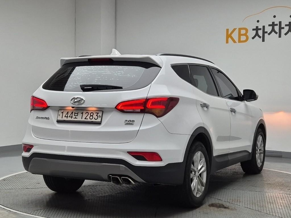 HYUNDAI Santa Fe - Vista 2