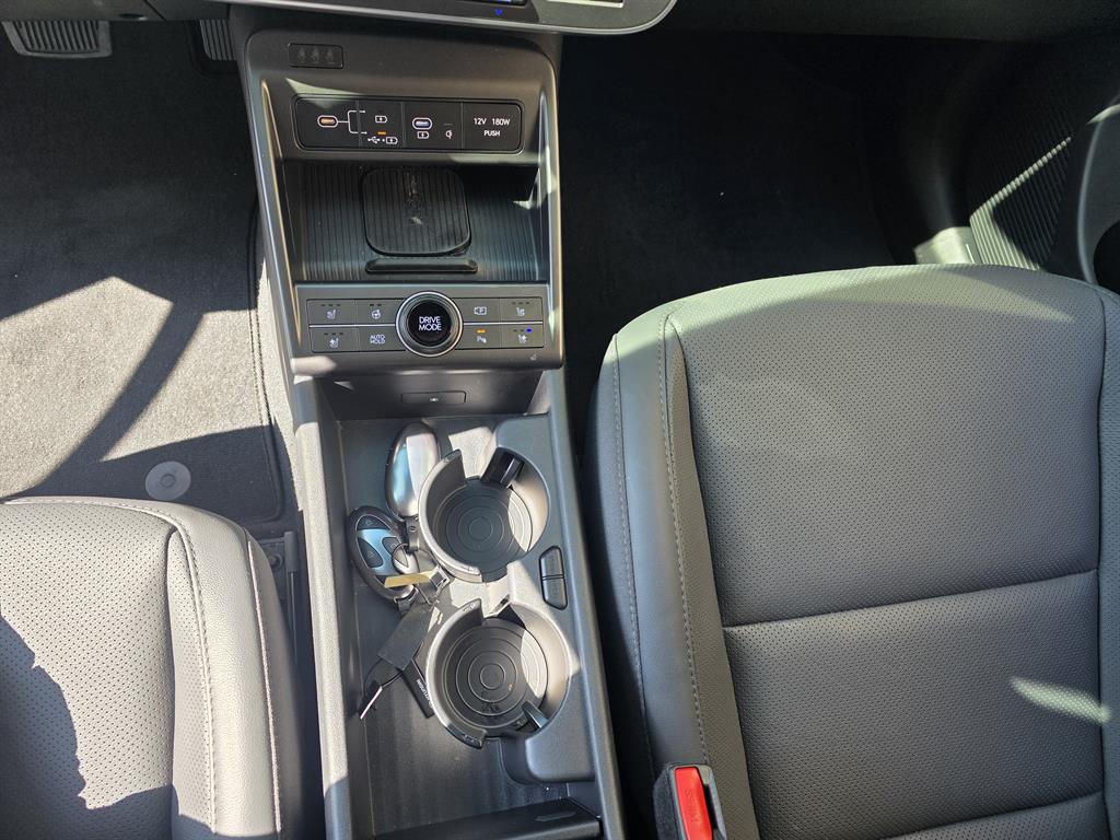 HYUNDAI Kona - Vista 12