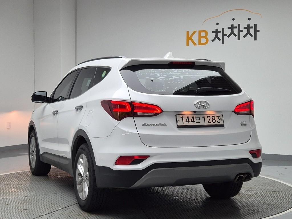HYUNDAI Santa Fe - Vista 3