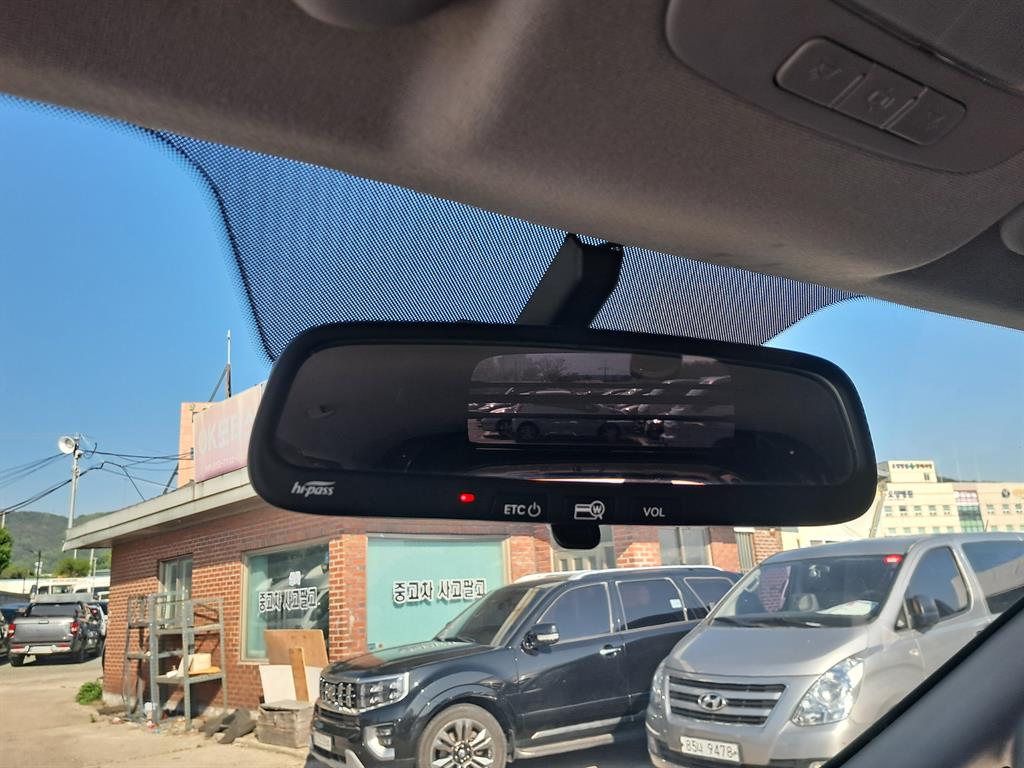 HYUNDAI Starex - Vista 9