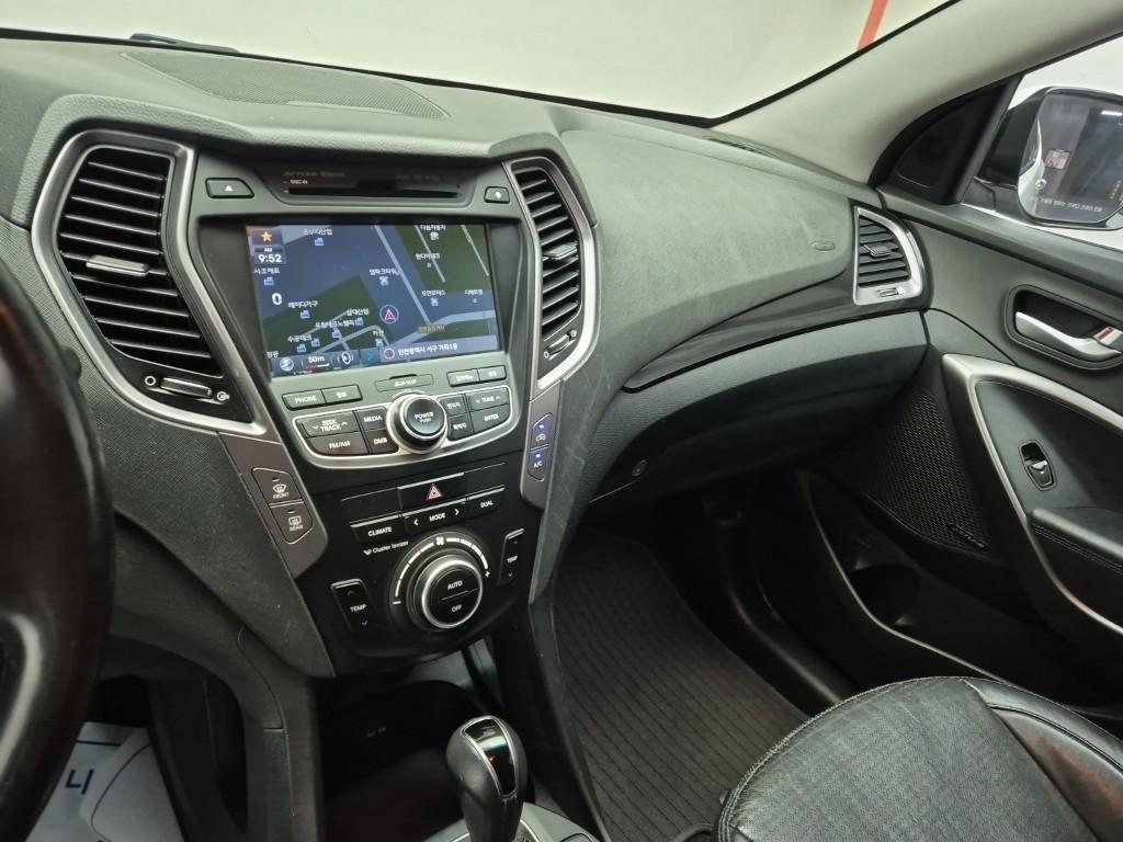 HYUNDAI Santa Fe - Vista 10