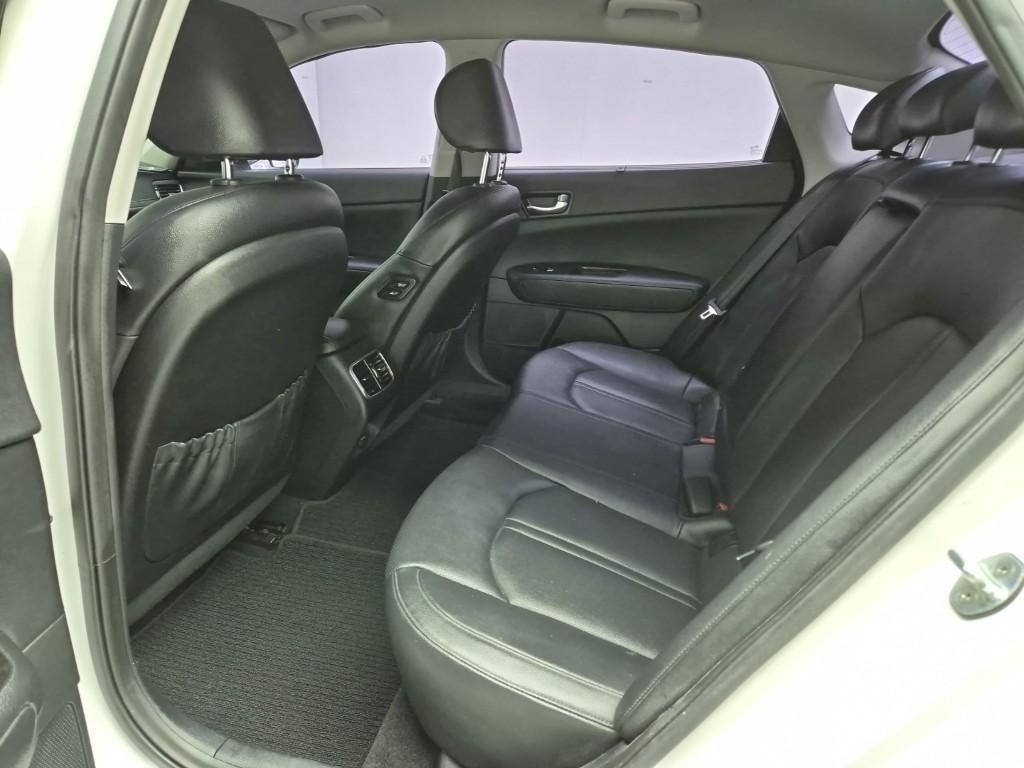 KIA K5 - Vista 12
