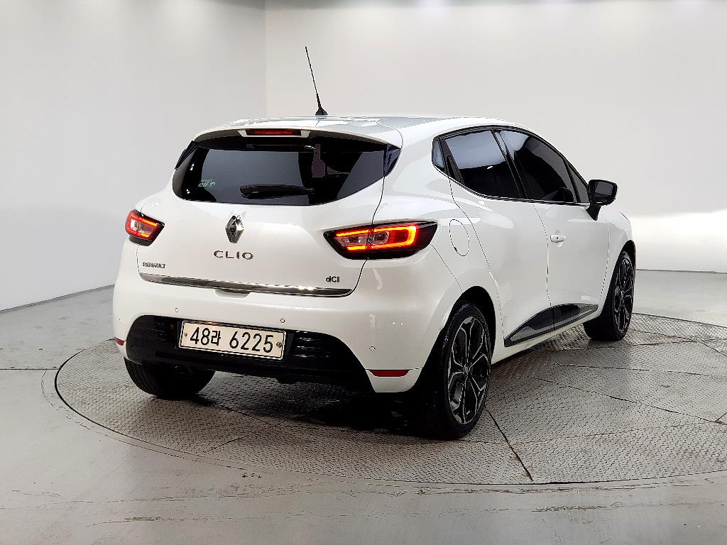 SAMSUNG Clio - Vista 4