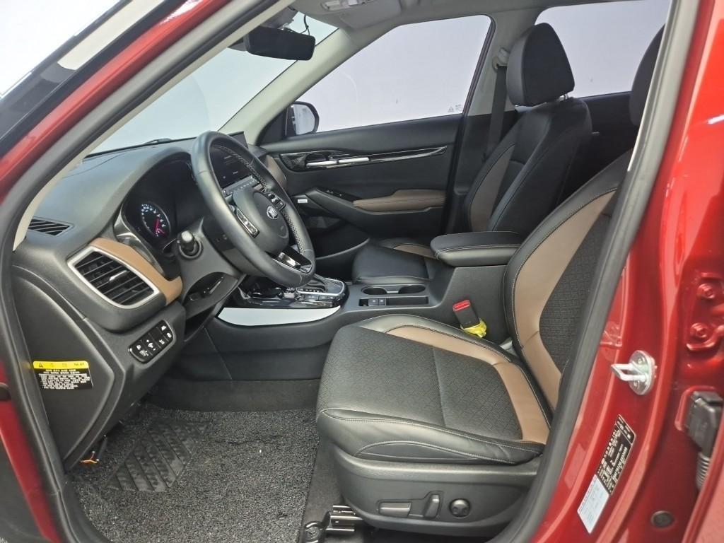 KIA Seltos - Vista 9