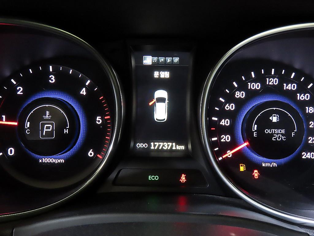 HYUNDAI Santa Fe - Vista 9