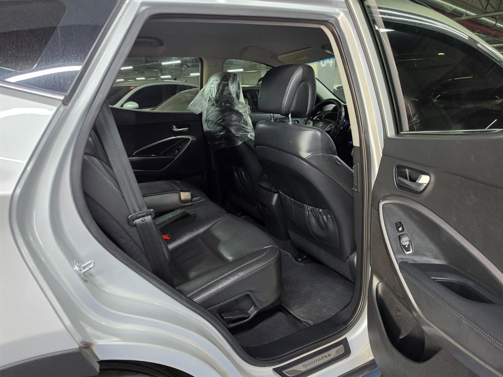 HYUNDAI Santa Fe - Vista 8