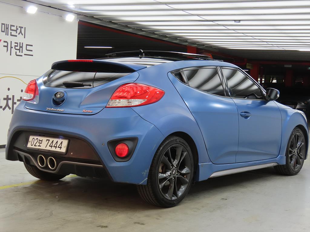 HYUNDAI Veloster - Vista 3