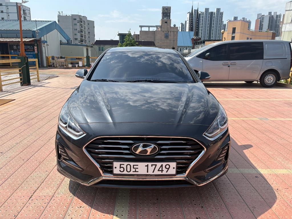HYUNDAI Sonata - Vista 3