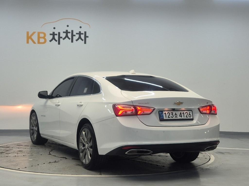 Chevrolet Malibu - Vista 2