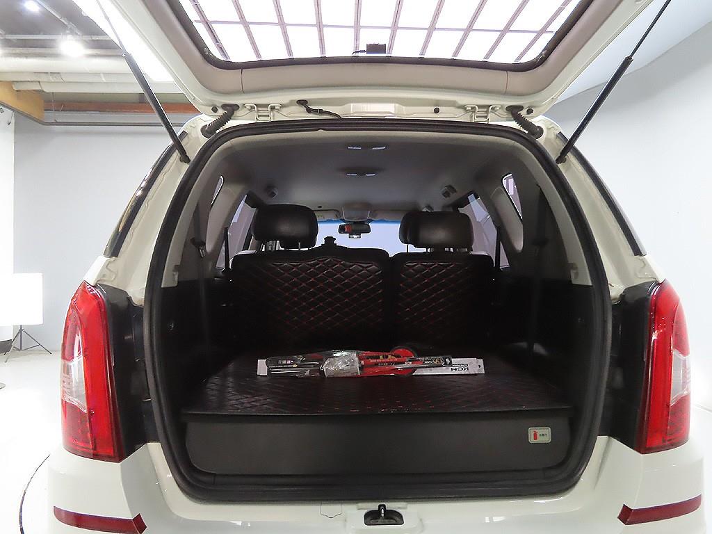 Ssangyong Rexton 2015 Blanco - Importación desde Corea - HF Imports Iquique - Foto 9