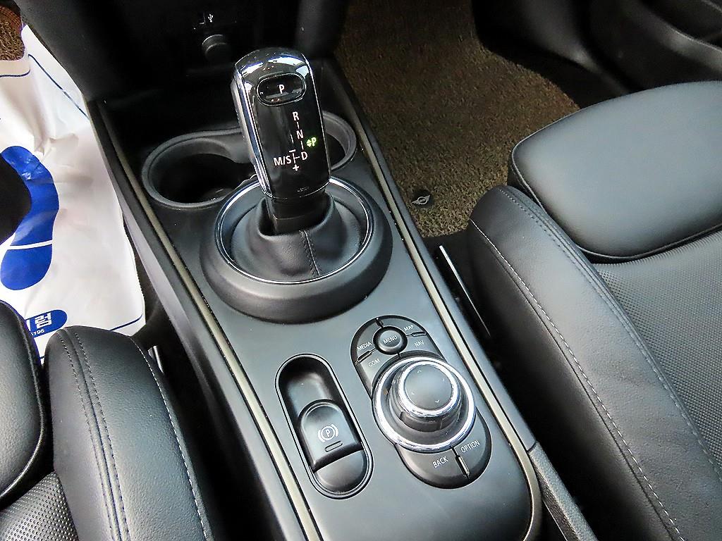 Mini Countryman - Vista 11