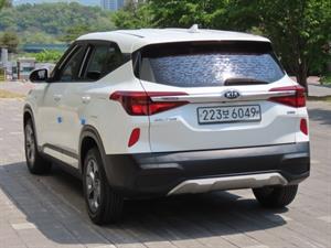 KIA Seltos - Vista 8