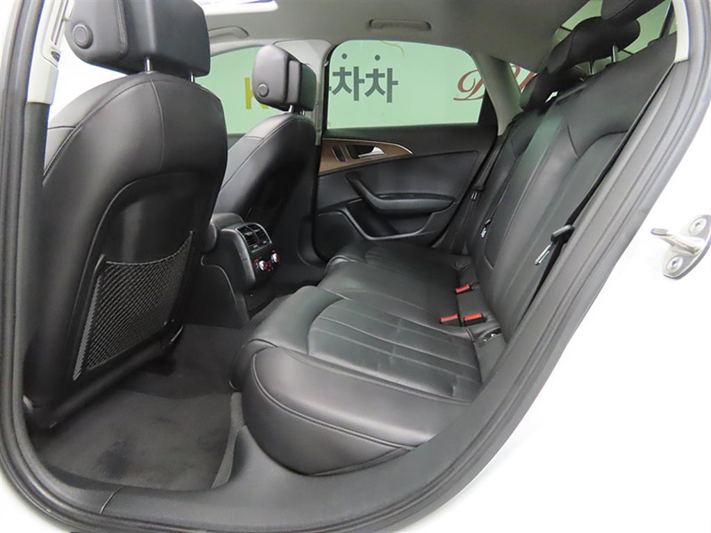 Audi A6 - Vista 6