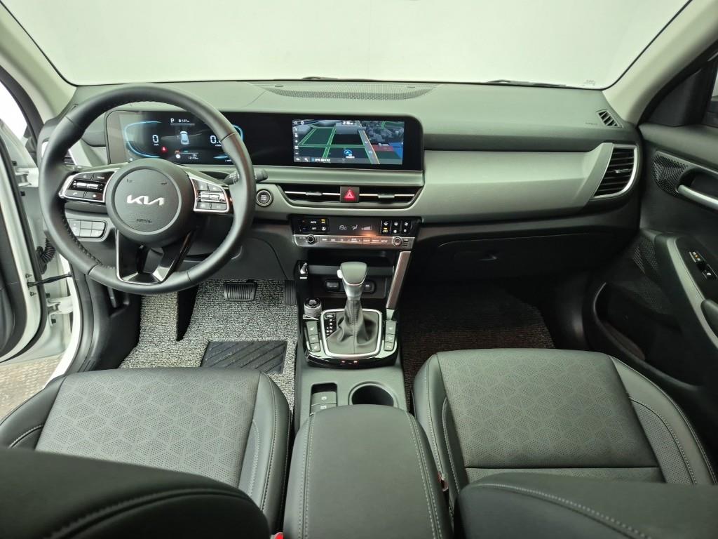 KIA Seltos - Vista 5