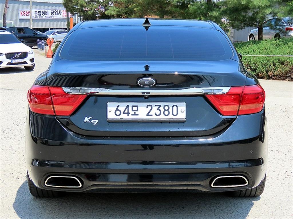 KIA K9 - Vista 4