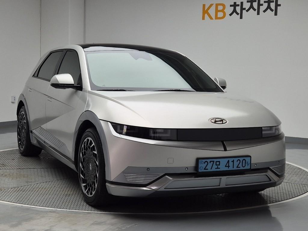HYUNDAI Ioniq 5 - Vista 4