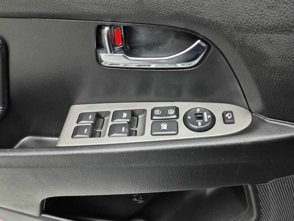 KIA Sportage 2014 Plateado - Importación desde Corea - HF Imports Iquique - Foto 16