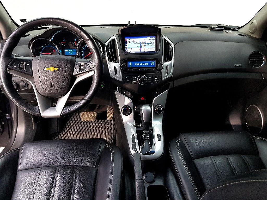 Chevrolet Cruise - Vista 5