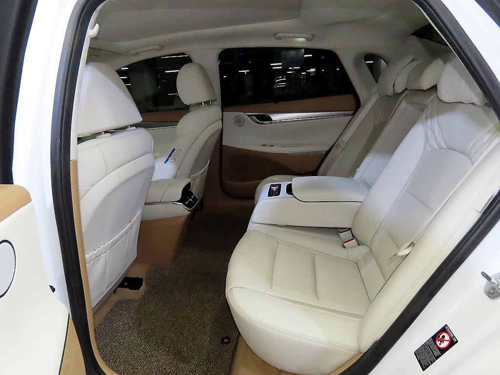 HYUNDAI Grandeur - Vista 7