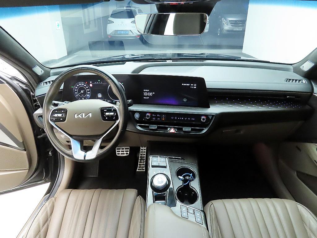 KIA K8 - Vista 8