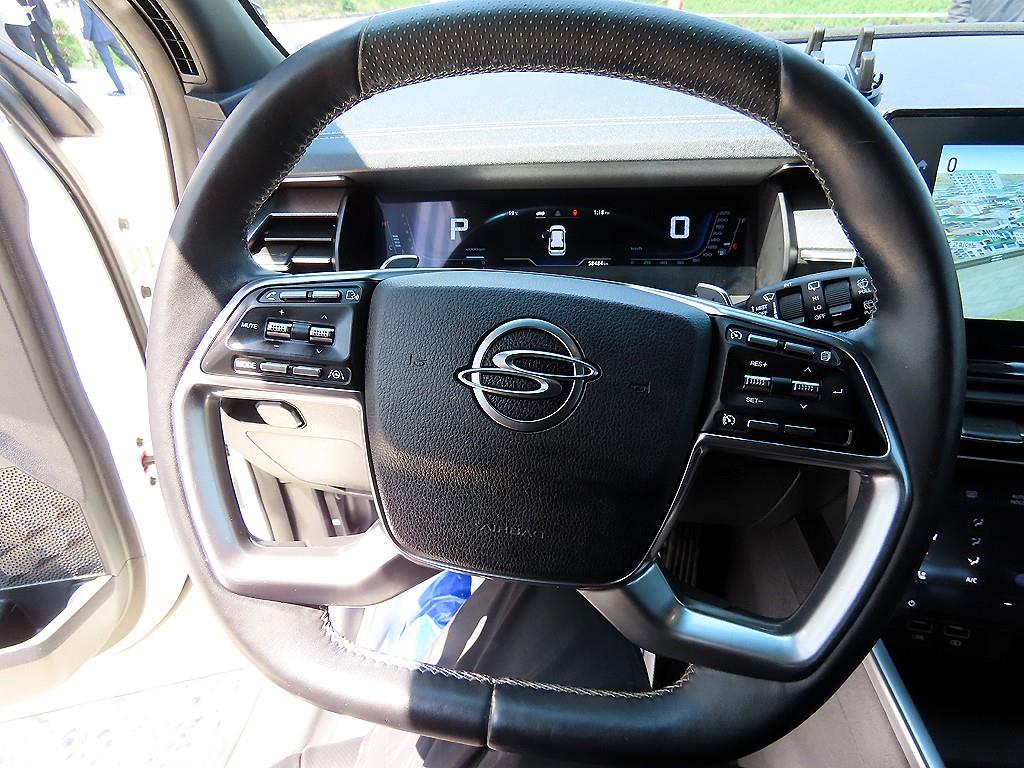Ssangyong Torres - Vista 8