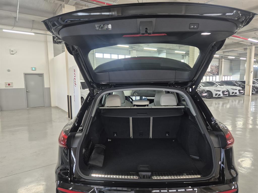 Audi Q5 2025 Negro - Importación desde Corea - HF Imports Iquique - Foto 13