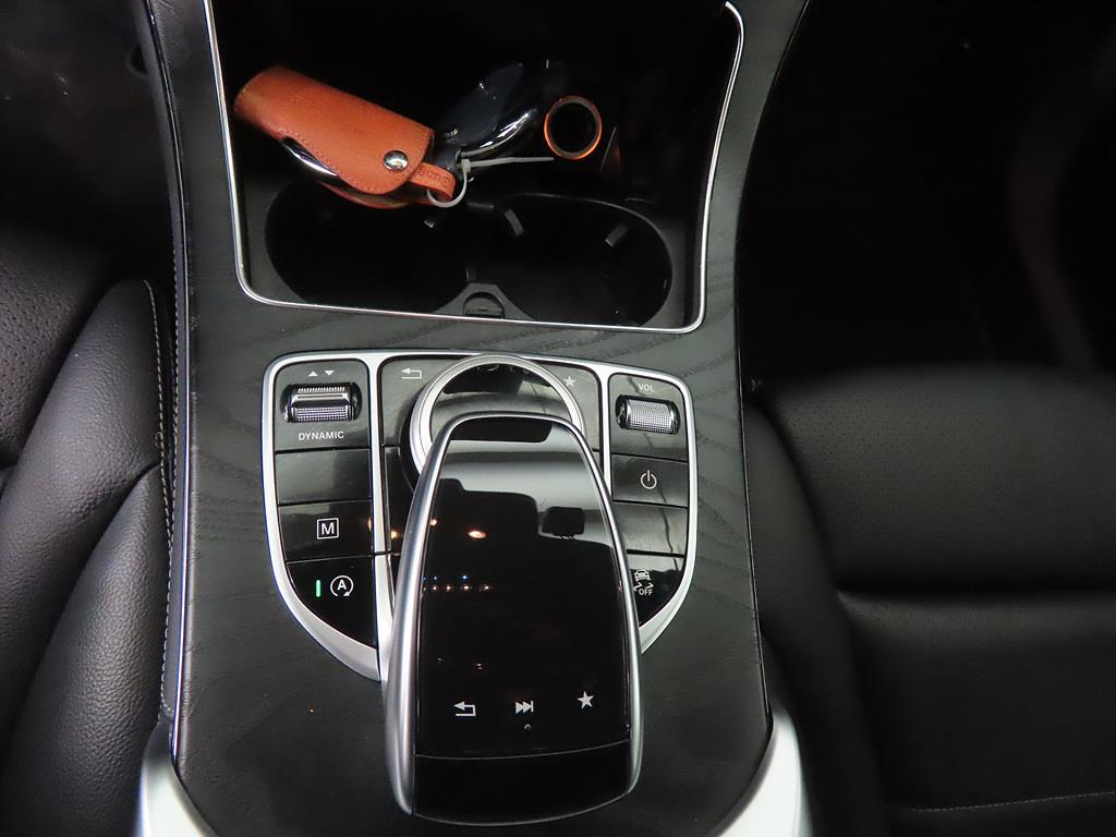 Mercedes Benz GLC Class - Vista 11