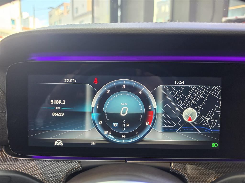 Mercedes Benz CLS Class - Vista 10