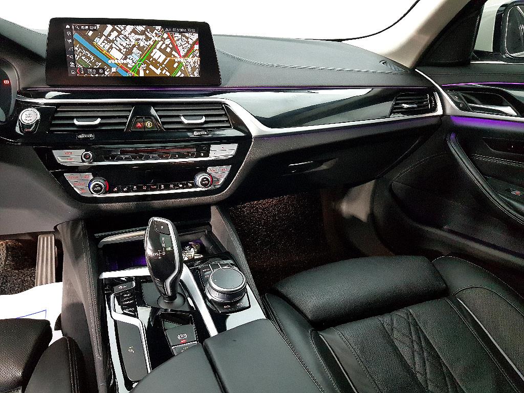 BMW 5 Series - Vista 10