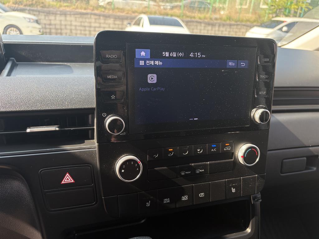 HYUNDAI Staria - Vista 10